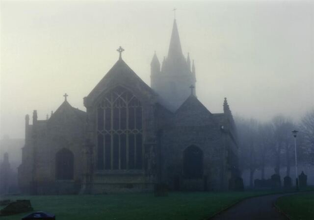 Evesham Abbey - foggy afternoon