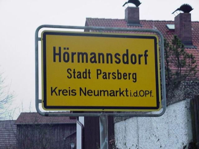 Hormannsdorf city limits sign