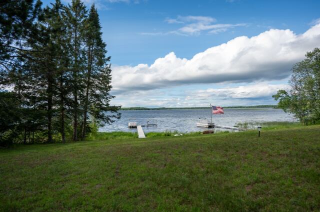 Lakehouse views 11