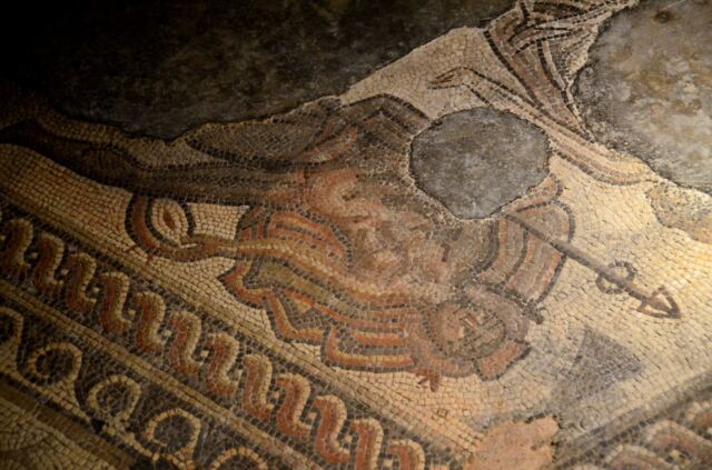 Chedworth Roman Villa - grand dining room (7)