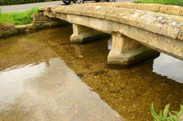 Lower Slaughter (2)