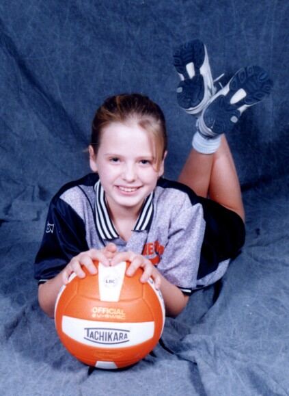 melanie-volleyball-2000