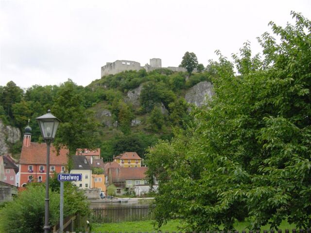 castle-on-hill-1