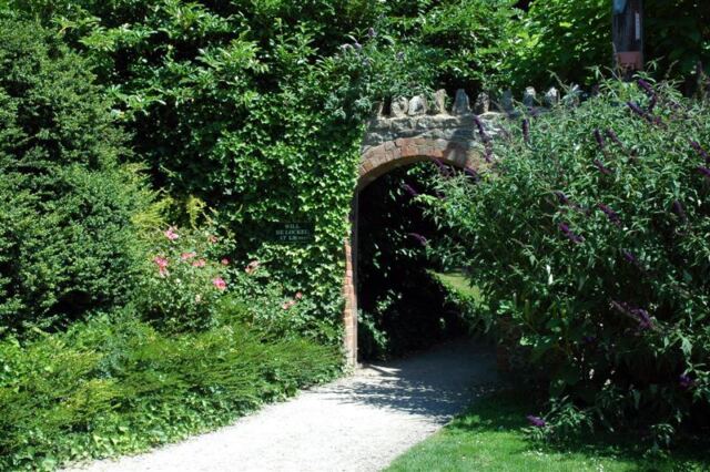 Castle grounds entrance