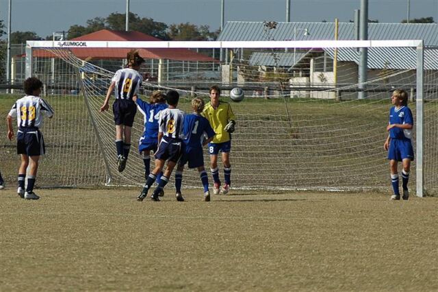 bader-gets-some-air-on-the-header-attempt