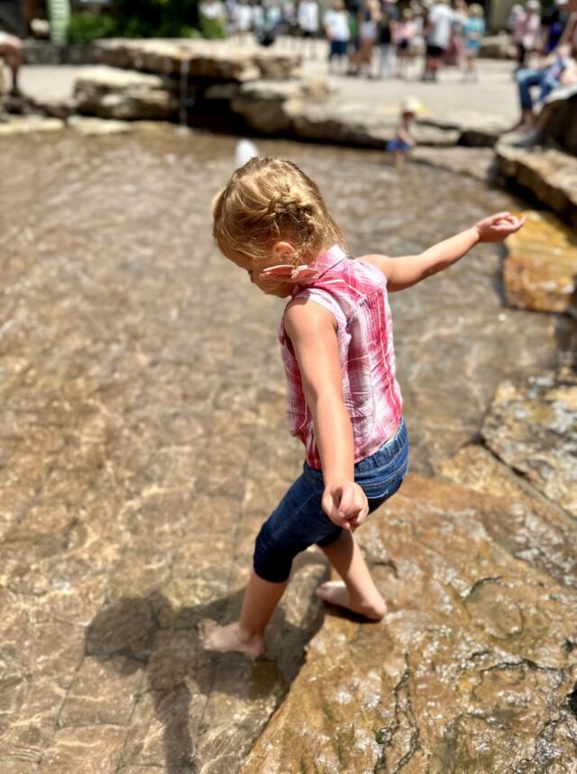 Shiloh in the Vail Children's Fountain 2