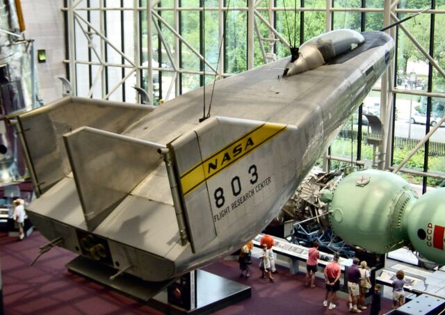 x-20-lifting-body-2-