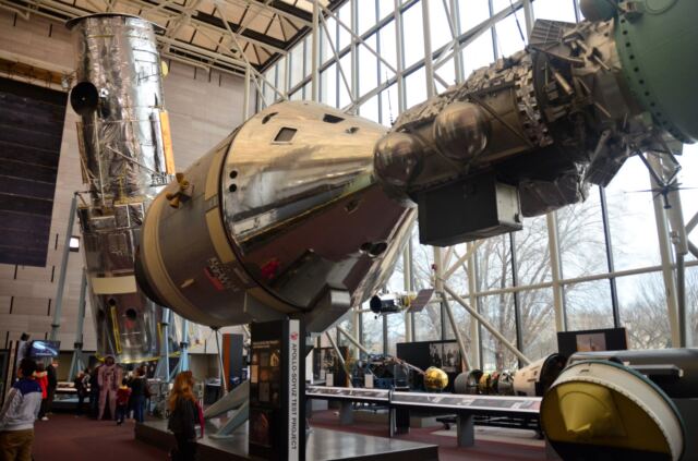 NASM-Apollo-Soyuz-mockup-2-