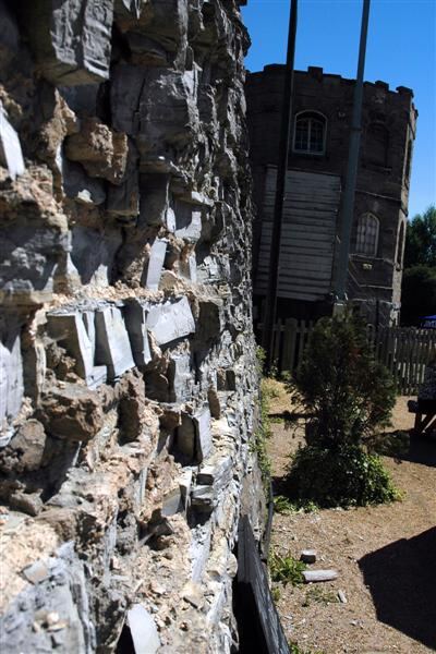 Unsafe wall
