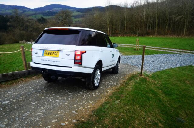 Range Rover moguls (6)