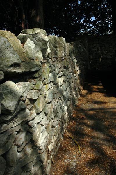 Stone wall