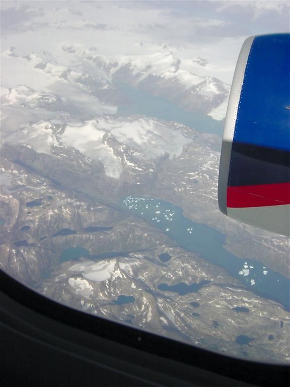 greenland-from-plane-10-