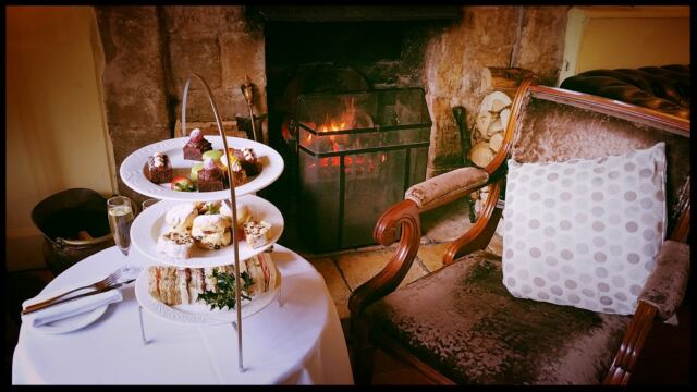 Charingworth tea service (4)