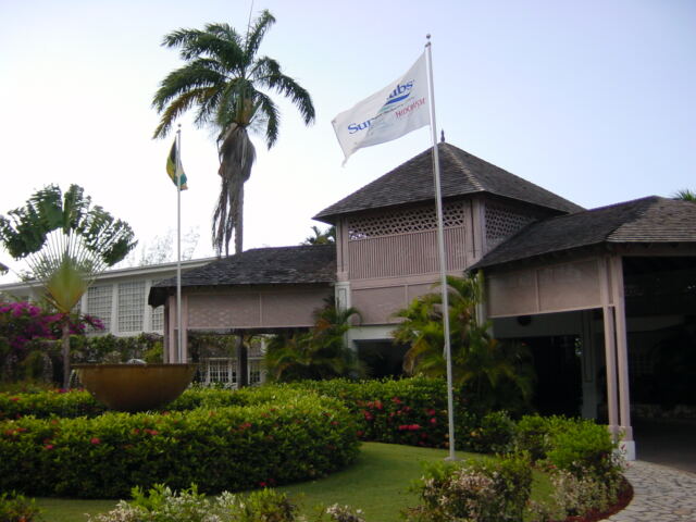 Main Breezes entrance