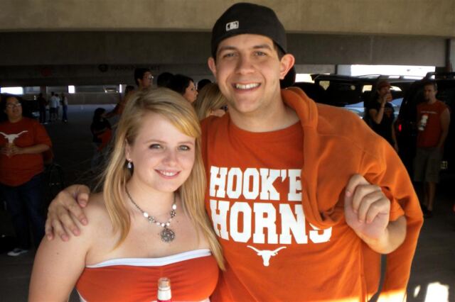 Melanie and Dustin at LN tailgate