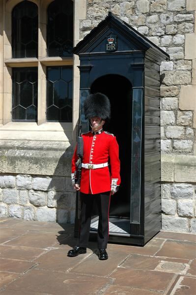 Tower of London - Crown Jewel guard