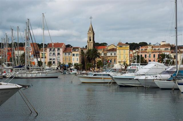 Sanary Sur Mer across the harbor