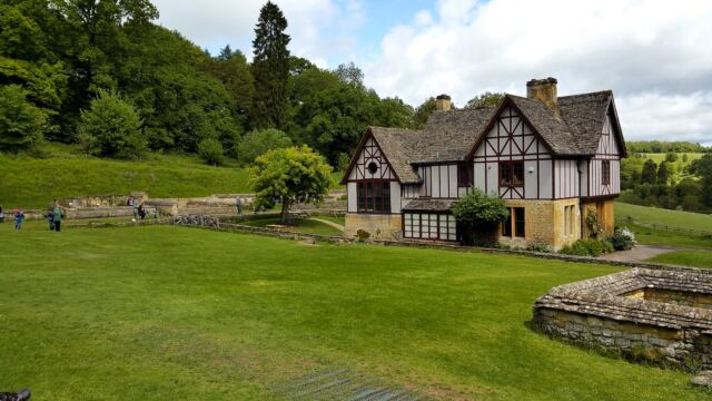 Chedworth Roman Villa - site perspective (3)