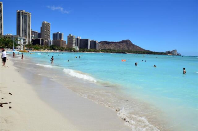 waikiki-and-diamondhead
