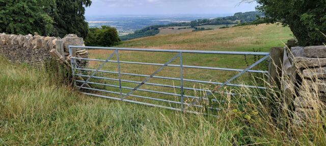 Cotswold Way gates (08)