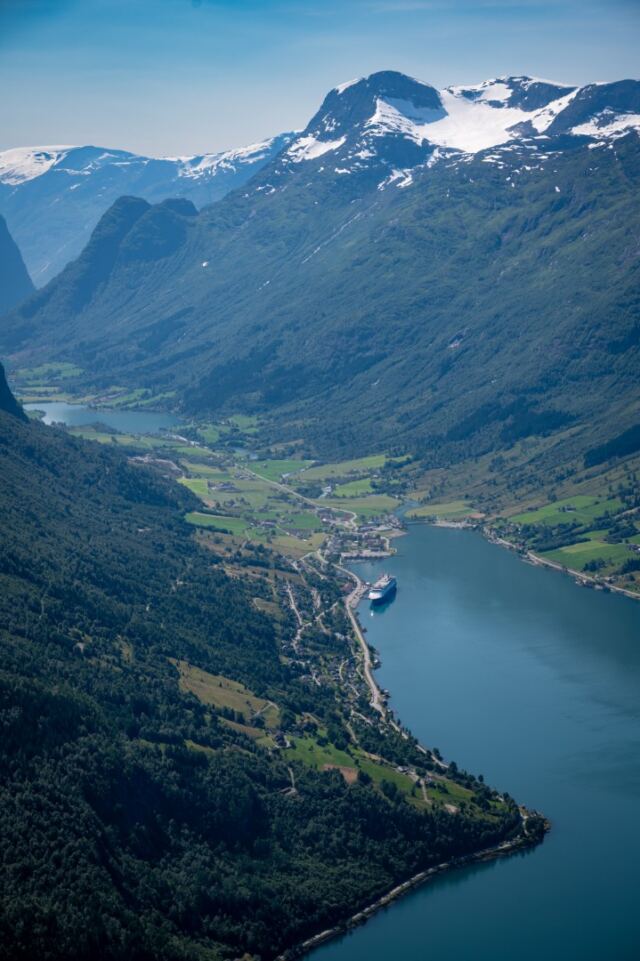 Olden - views from atop Loen 03