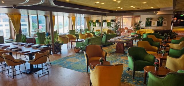 Bolette Earth Room