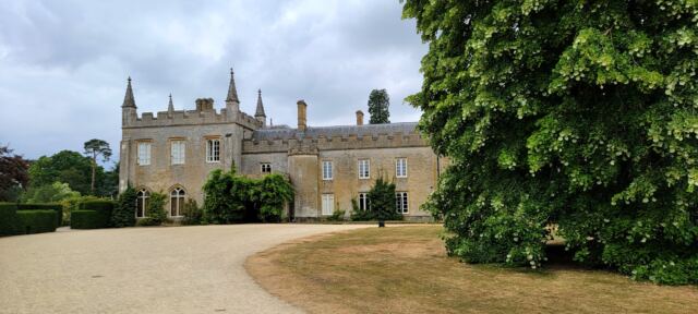 Cotswold Wildlife Park - admin building (3)