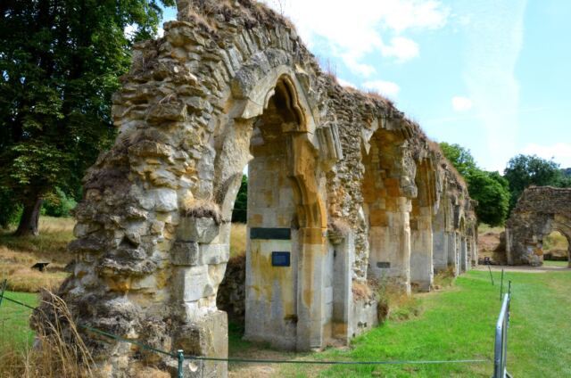 Hailes Abbey ruins (53)