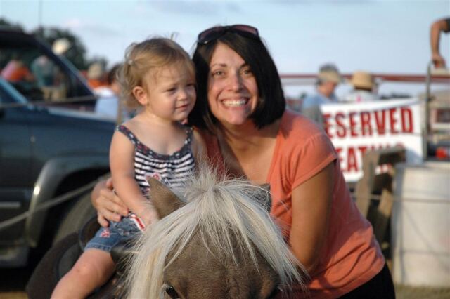 lizzie-and-mom