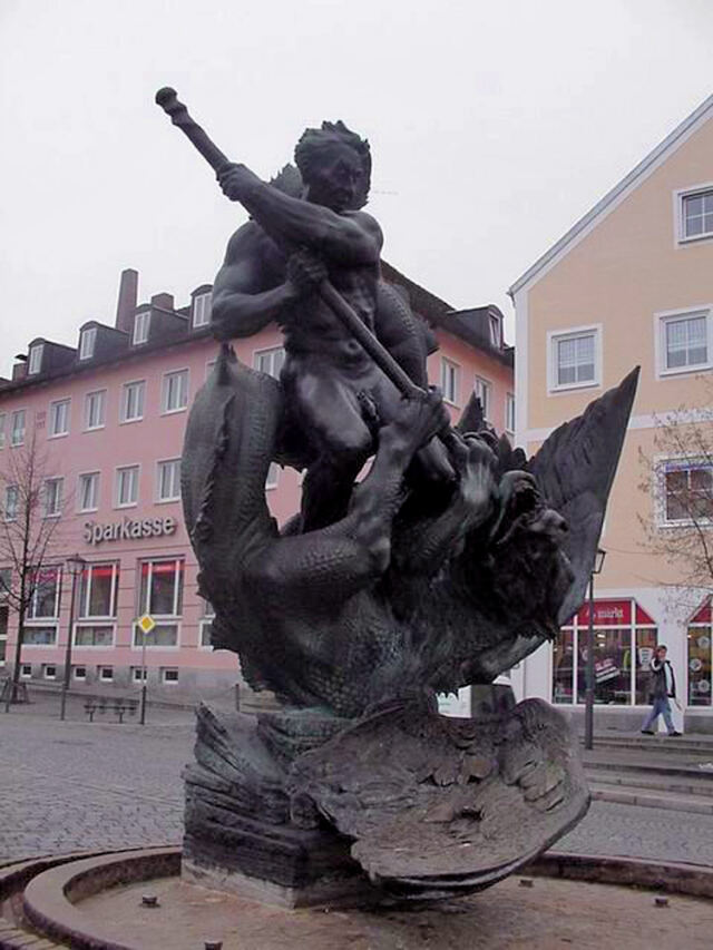 St George and the dragon statue in Berlengenfeld