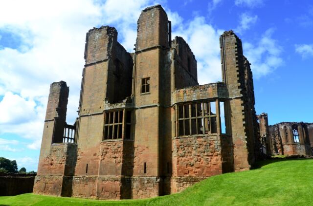 Kenilworth Castle - Leicester's Building 1