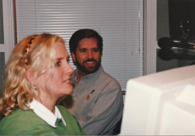Roger - radio interview, FM102 The Bear in Stratford (1)