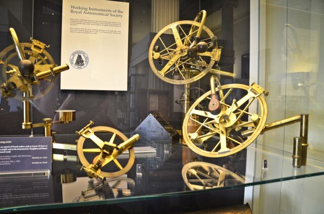 Astrolabes at the Museum of the History of Science - Oxford (1)