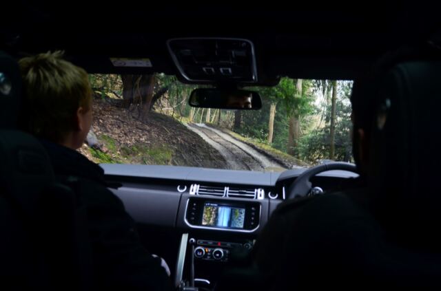 Andrew - offroad behind the wheel of the Range Rover (15)