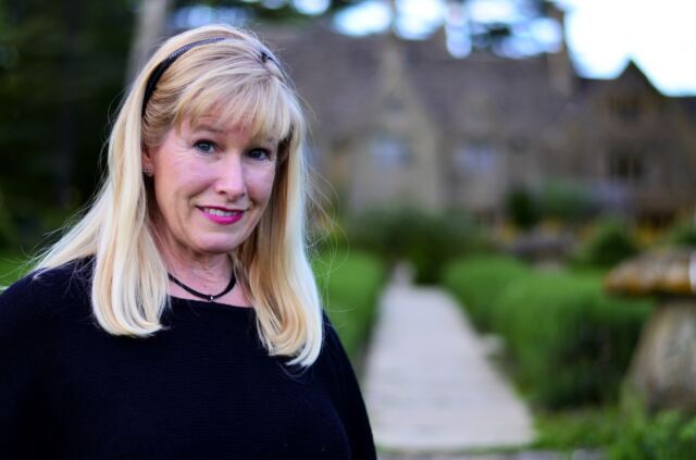 LeAnn - Charingworth glamour shot