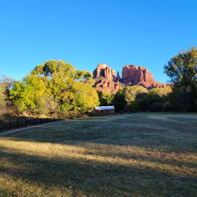 Cathedral Rock - Crescent Moon Ranch views (3)
