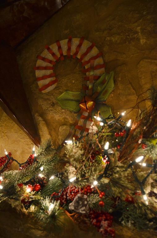 fireplace-candycane