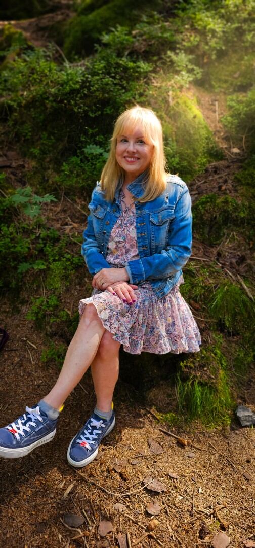 Kathy in the Mt Floyen forest 03