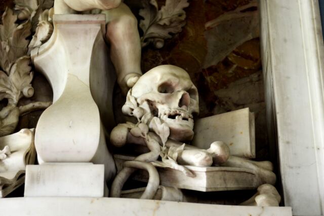 Most Disturbing Cherub in All Britain (3)