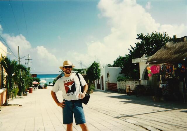 Roger - Playa del Carmen