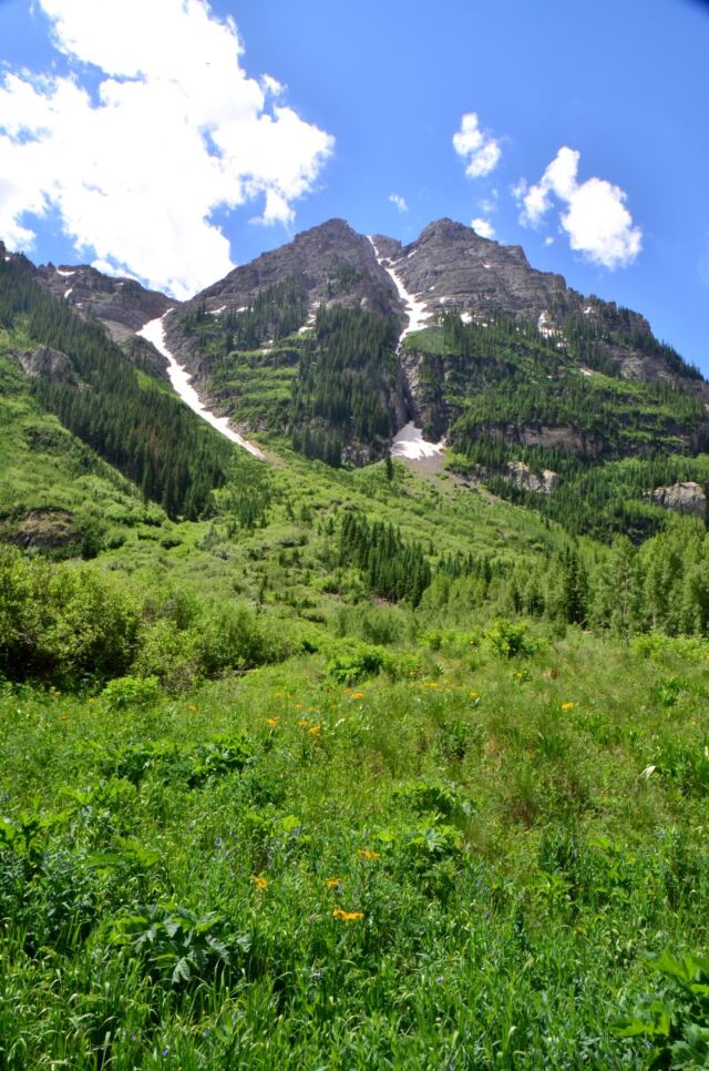 Maroon Bells - surrounding hills 12