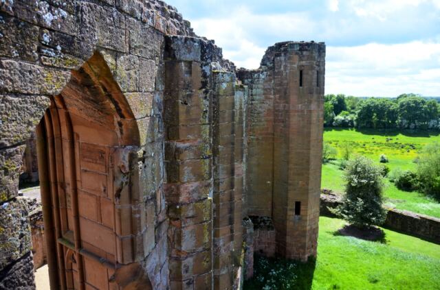 Kenilworth Castle - Great Hall 10