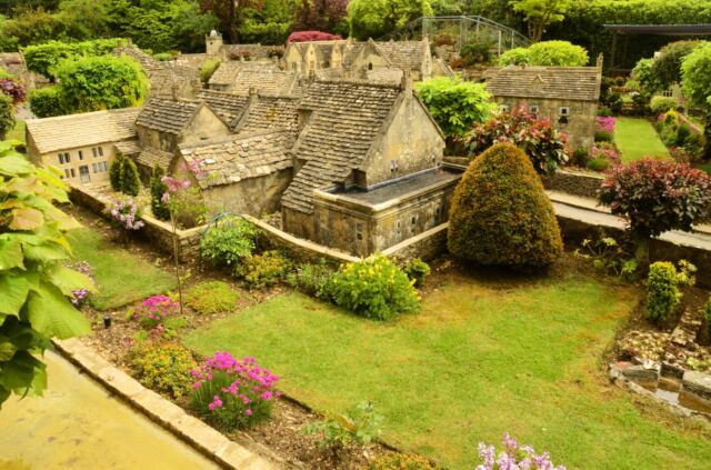 Bourton-on-the-Water model village (2)