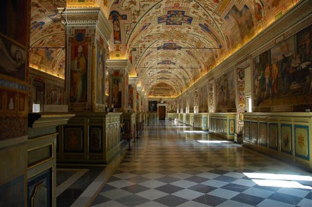 Museum hallway (1)