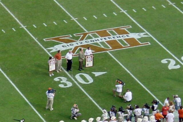 Retiring the numbers of Layne and Nobis