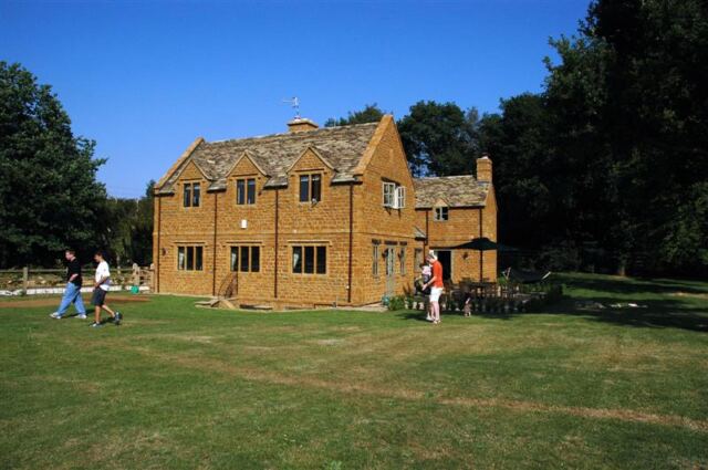 Oakleigh House (2)