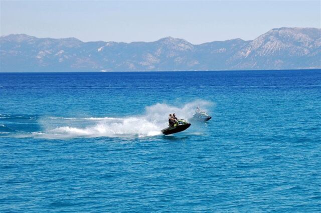 Jetskis on Tahoe