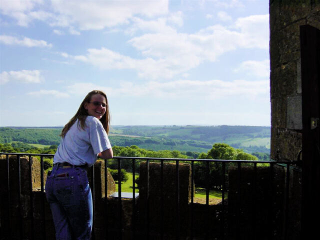 Jenny looks over the edge