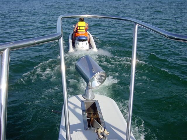 jetski-pulls-the-boat-home-2-