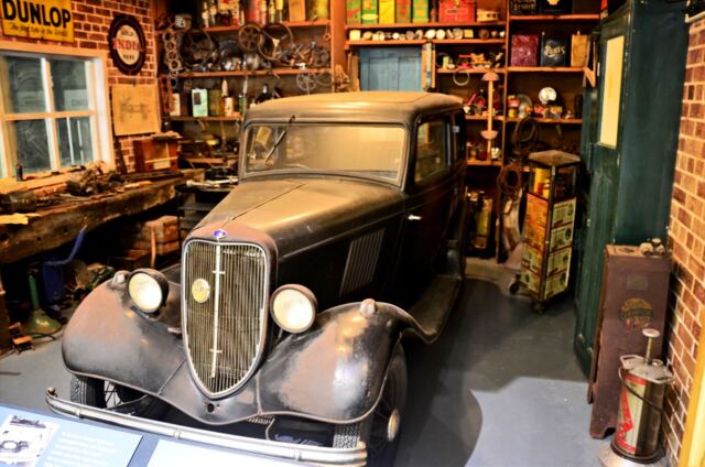 British Motor Museum - garage display